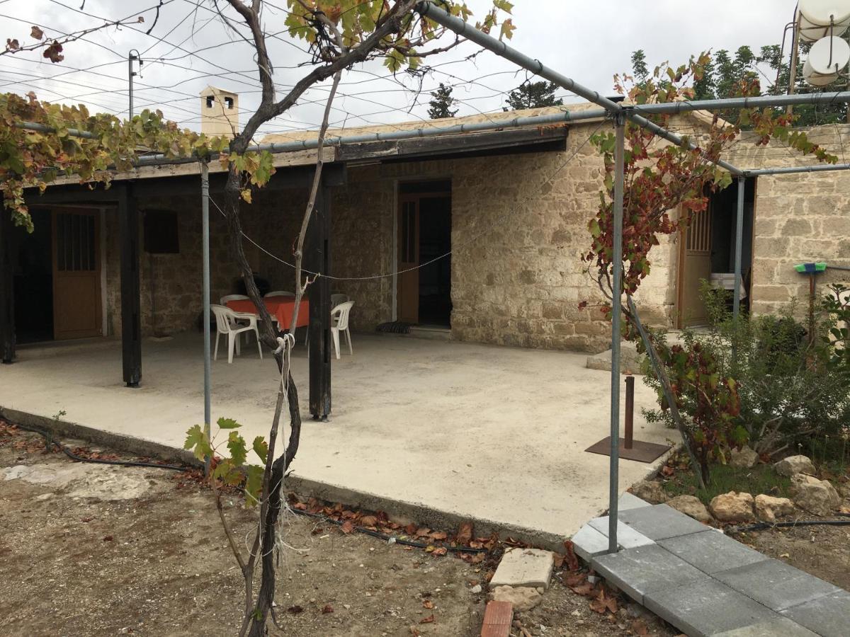 Friendly Villagehouse Paphos Exterior foto